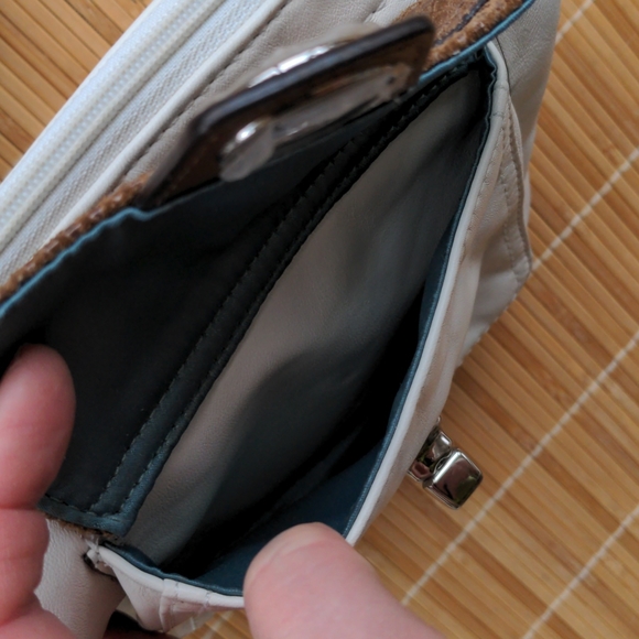 Sold Brand New Coach off-white leather crossbody bag with brown snake skin trim - Picture 9 of 12